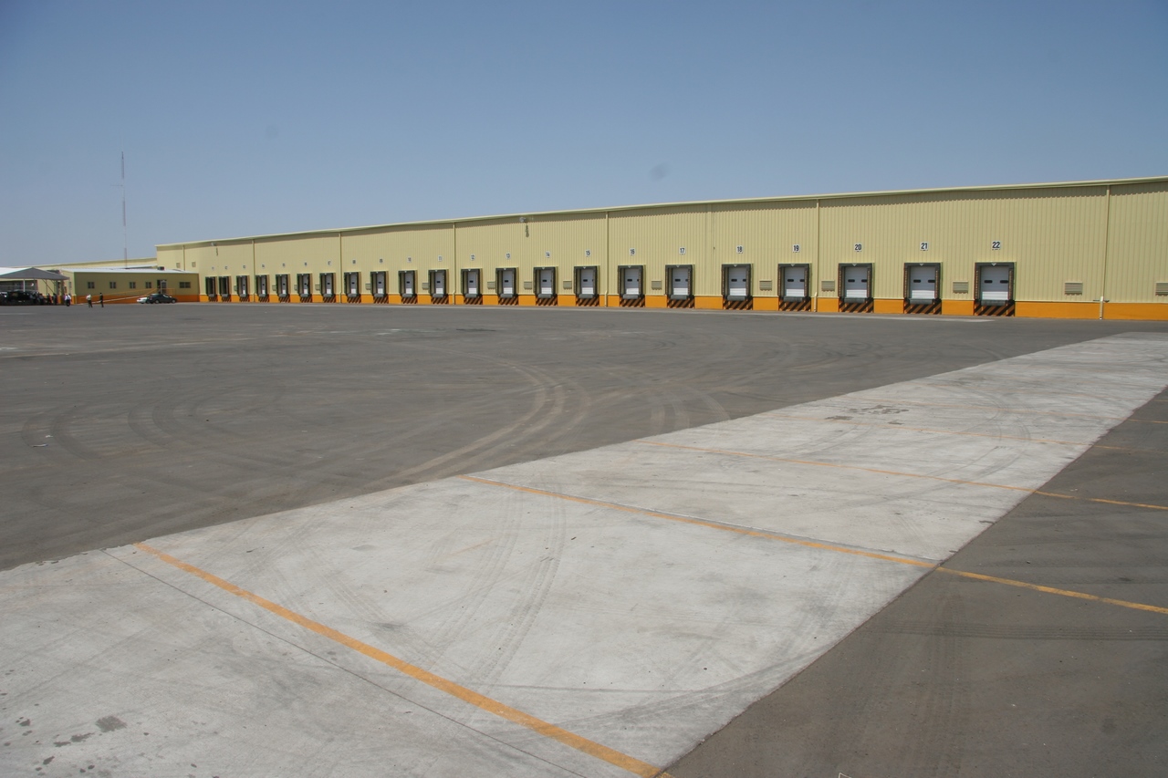 Centro de Distribución VH — nave industrial de acero con cubierta KR-18, Hermosillo Sonora