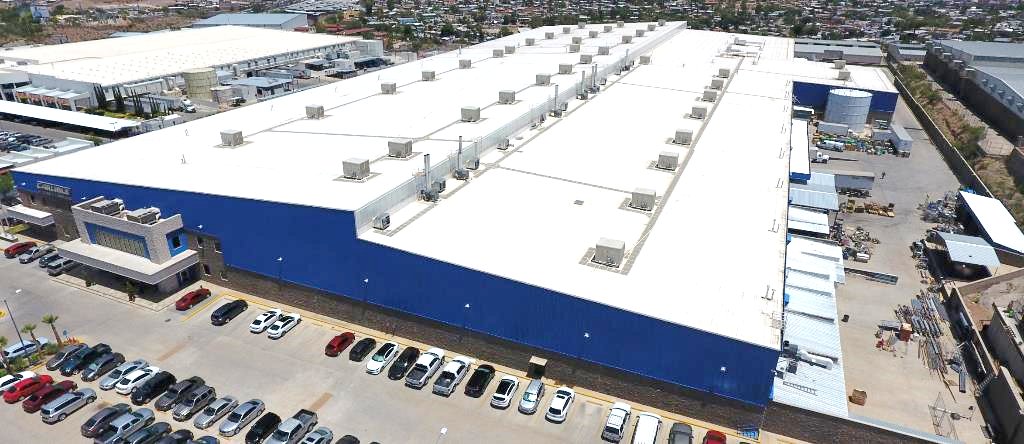 Modelo BIM de la estructura metálica de la planta Carlisle en Nogales, Sonora — SQ Tech