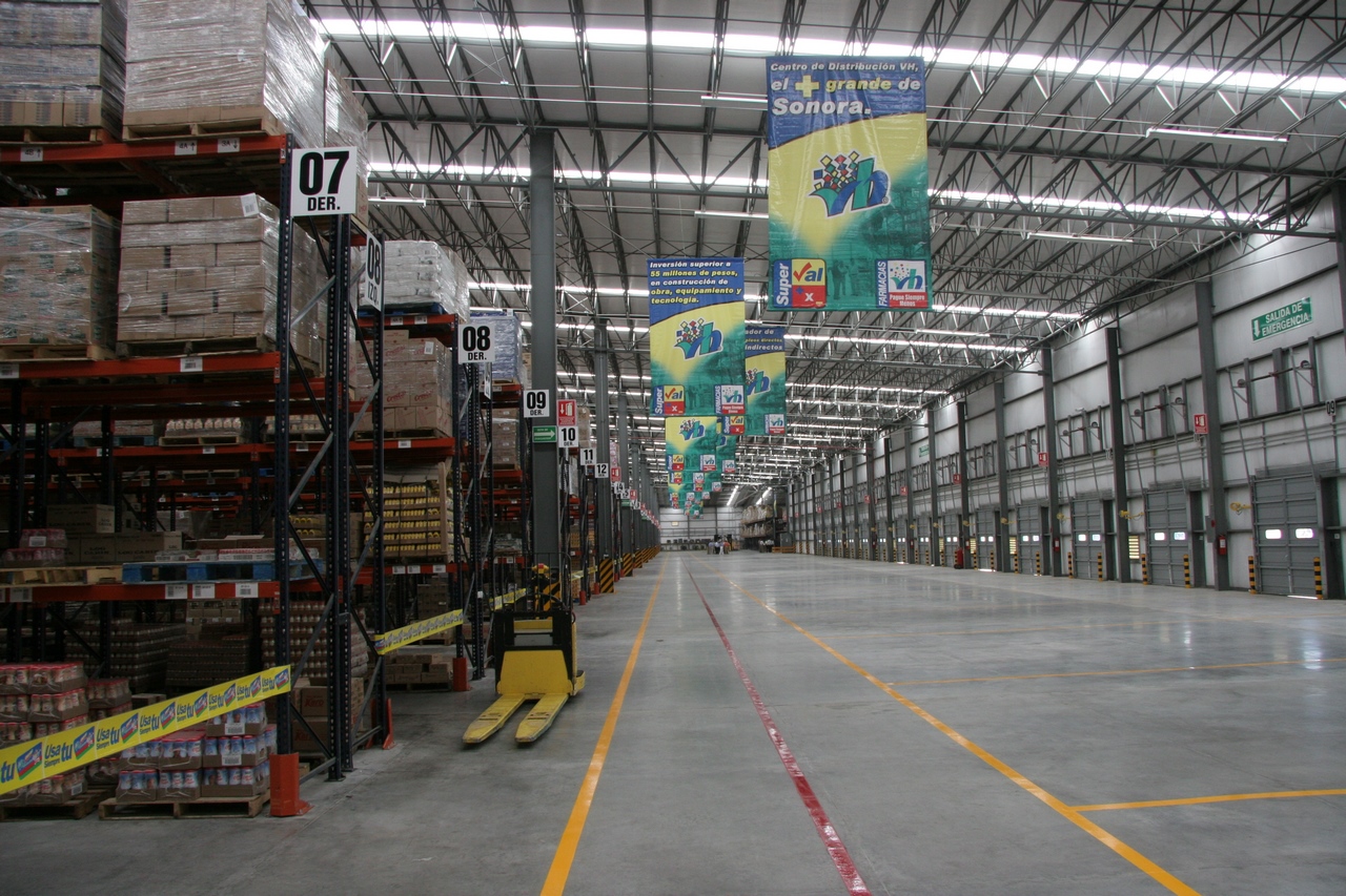 Exterior Centro Distribución VH — proyecto SQ Tech